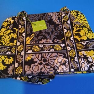 Vera Bradley squared away baroque hand bag